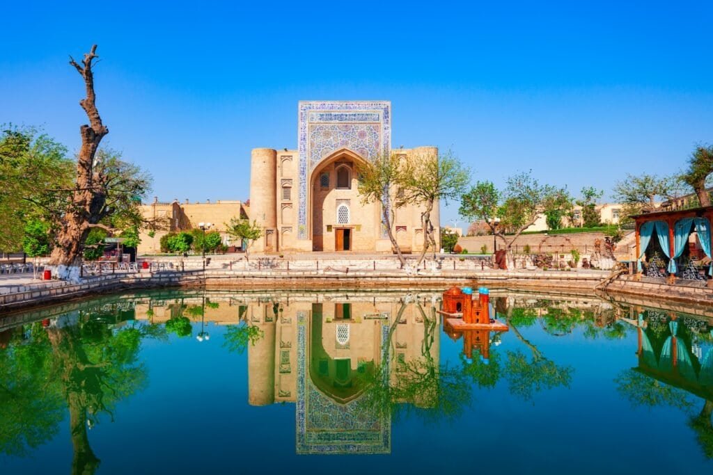 Komplex Lyabi Hauz, Buchara, Uzbekistán